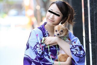 10musume 天然むすめ 082423_01 犬の散歩中に犬好きな浴衣美人をナンパゲット！佐々木レイ}