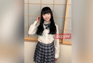 FC2PPV 3094718 【年間ランキング入り！SS級の処女喪失】ゆなちゃんの処女卒業記録、えりかちゃんにも優しくしてもらいました}