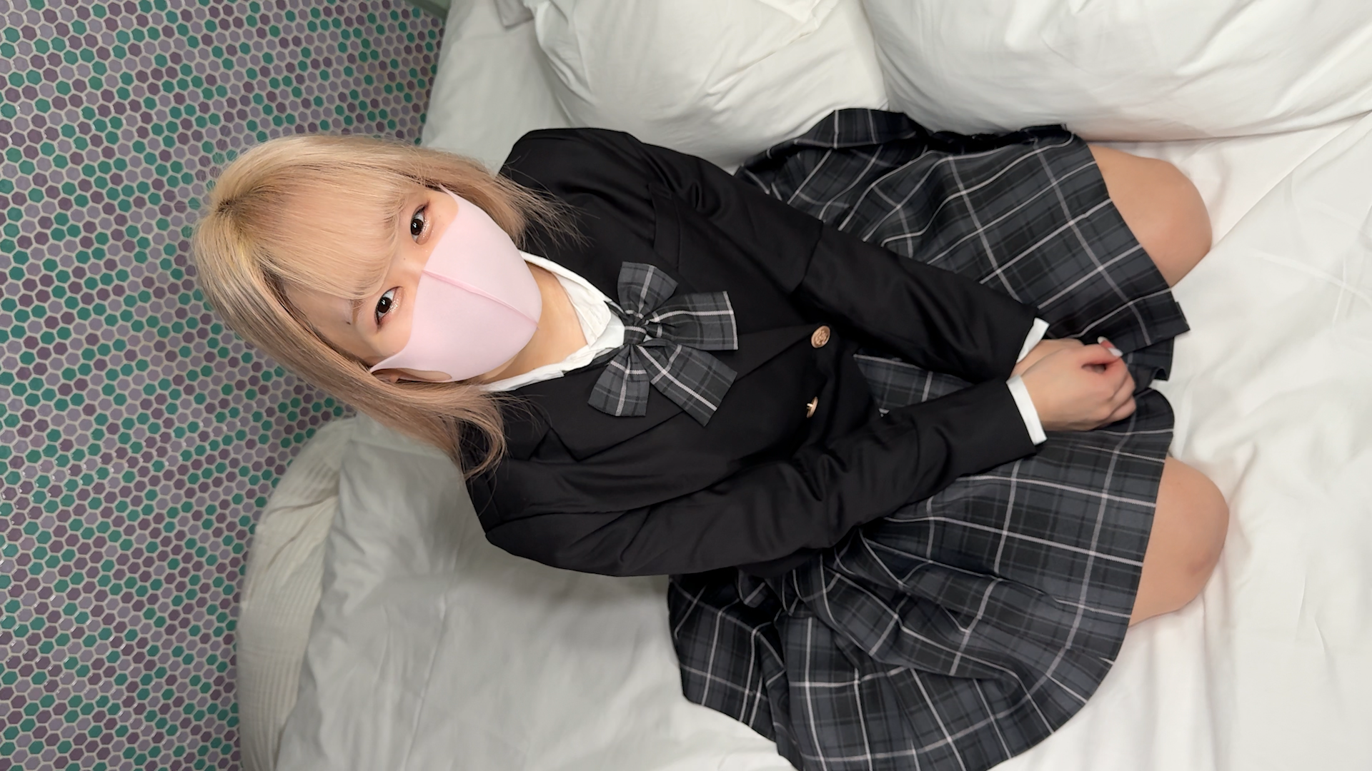 FC2-4335196 現·役J〇超天使な塾生と講義終わりラブホに！  『中出していい？』『先生さすがに中はダメ}