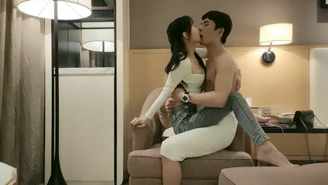十九嫩妹互摸调情蹲着口交上位骑坐猛操搞得喊爸爸音画不同步.}