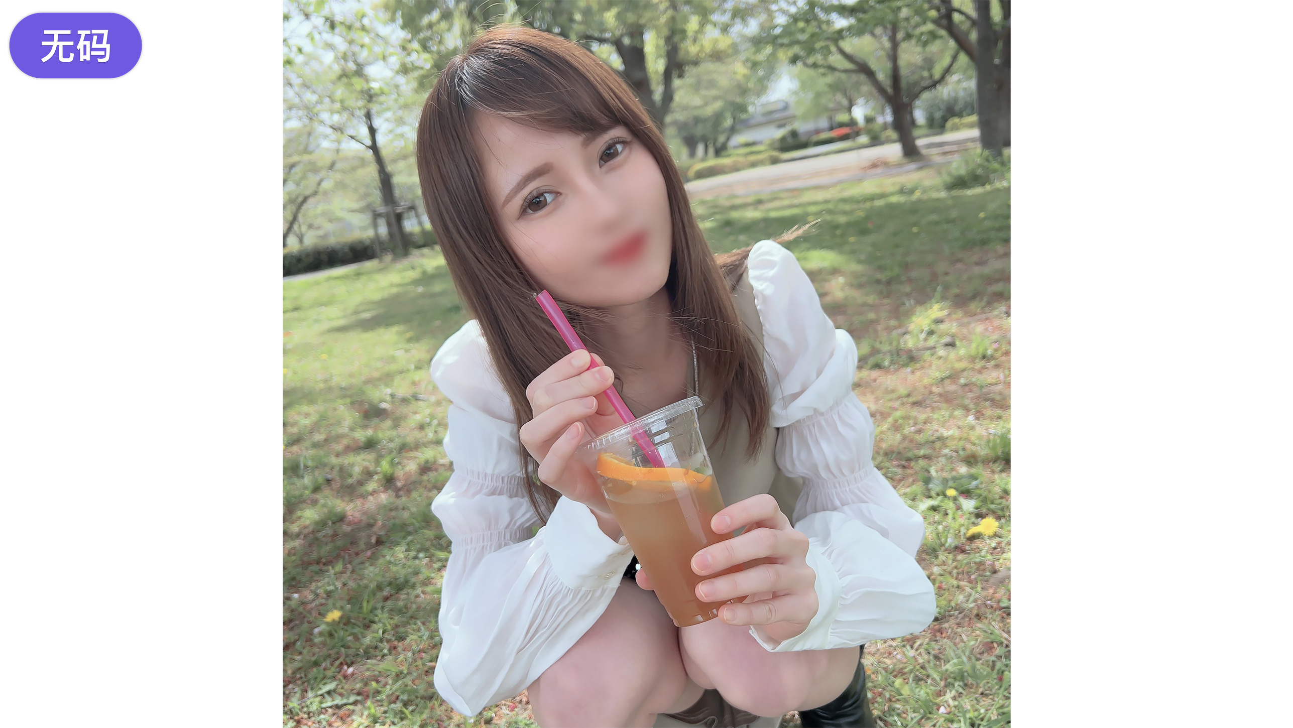 FC2-4452689 初撮影·顔出し！ ！6#4まで限定！！男性経験が極端に少ない押しに弱すぎる小柄でキュート}