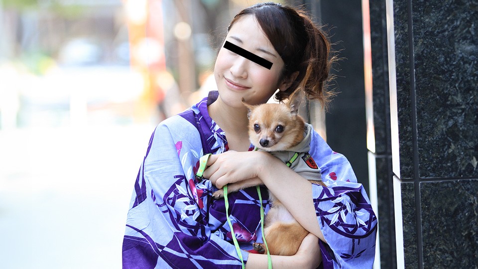10musume-082423_01-FHD-犬の散歩中に犬好きな浴衣美人をナンパゲット！ ~ 佐々木レイ}