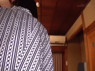 SDNM-511 結婚4年目 旦那では受け止めきれない性への欲求を胸に 本物人妻 梅田みなみ 29歳 最終章 地}
