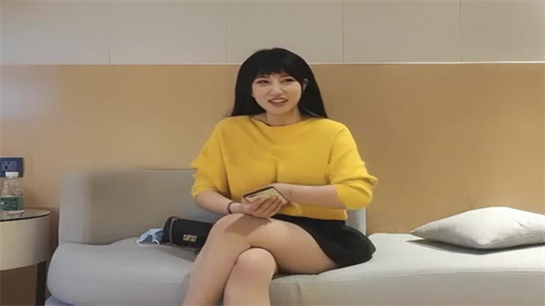 壹屌寻欢鸭哥猛男上场清纯学妹_}